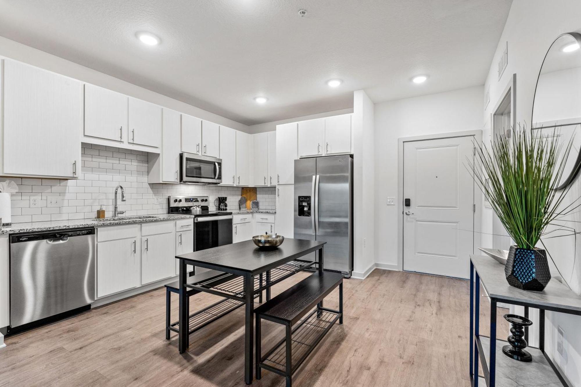 Complete Apartment ,10 Min To Parks Pets Allowed, Resort-Style Amenities Orlando Exterior photo